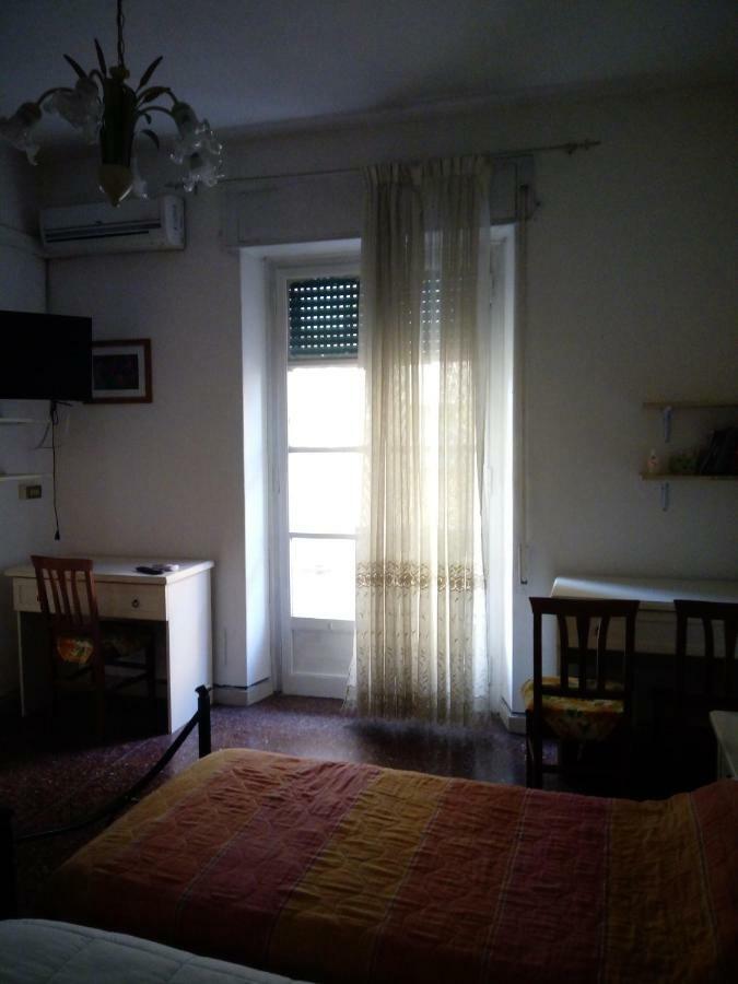 Alloggio Turistico P.Lodi Apartment โรม ภายนอก รูปภาพ